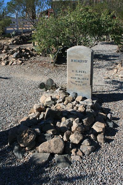 20081103 tombstone 010.jpg